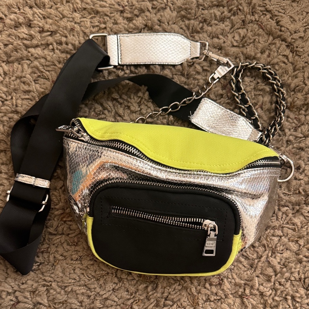 Steve Madden Silver and Yellow Women's Snake Print Crossbody/Fanny Bag